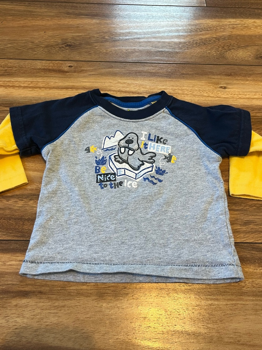 Y2K baby boy 12mo infant long sleeve baseball tee walrus be nice to the ice